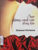 Sau những cánh cửa đóng kín  